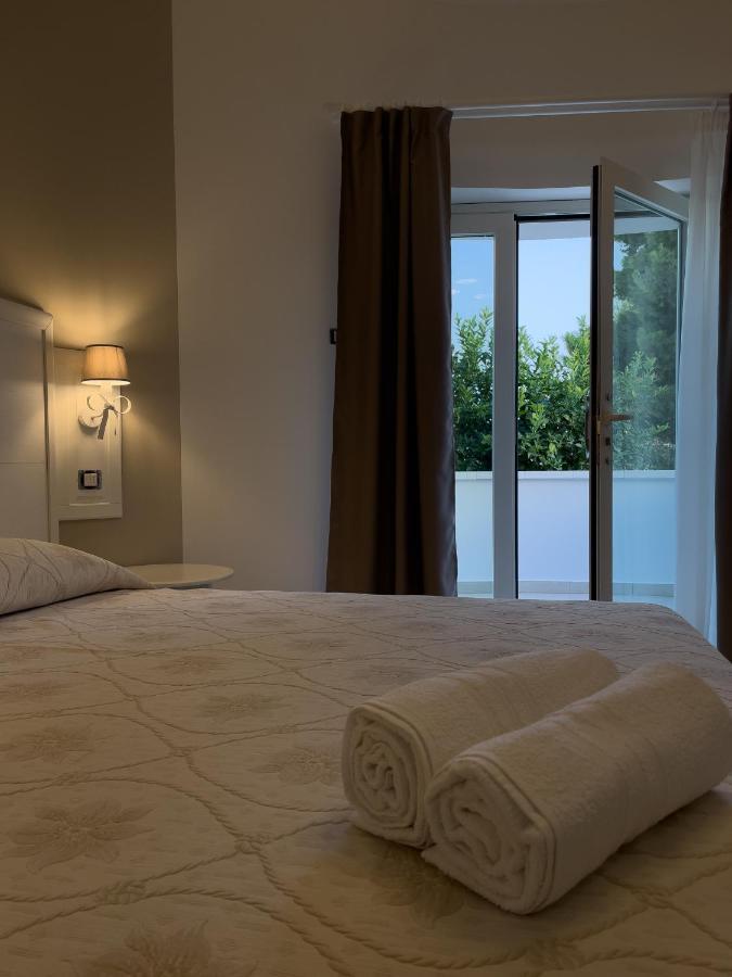 Essenza Bed and Breakfast Massafra Eksteriør billede